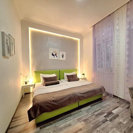 Genius Apartment Belgrad Exteriör bild
